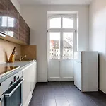 Enjoy Your With Dkn - Mon-sun - Late Night Check-in - Multilanguage - Near Railway Station - Witamy Serdecznie * Leipzig