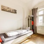 Enjoy Your With Dkn - Mon-sun - Late Night Check-in - Multilanguage - Near Railway Station - Witamy Serdecznie * Leipzig