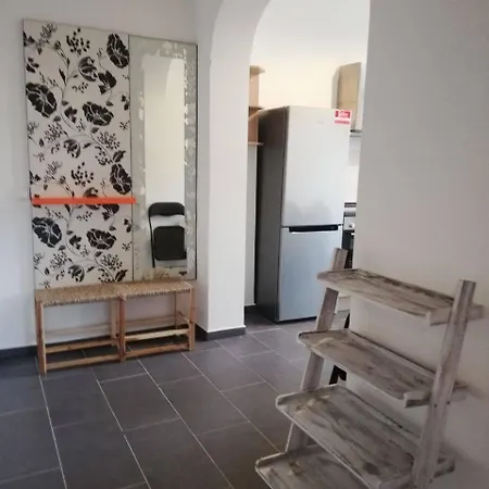 Enjoy Your With Dkn - Mon-sun - Late Night Check-in - Multilanguage - Near Railway Station - Witamy Serdecznie Апартаменты *