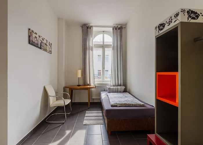 Enjoy Your With Dkn - Mon-sun - Late Night Check-in - Multilanguage - Near Railway Station - Witamy Serdecznie *