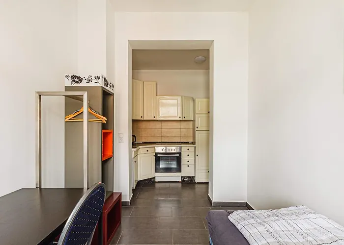 Enjoy Your With Dkn - Mon-sun - Late Night Check-in - Multilanguage - Near Railway Station - Witamy Serdecznie * Leipzig