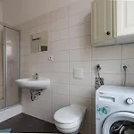 Enjoy Your With Dkn - Mon-sun - Late Night Check-in - Multilanguage - Near Railway Station - Witamy Serdecznie Apartmán