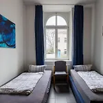 Enjoy Your With Dkn - Mon-sun - Late Night Check-in - Multilanguage - Near Railway Station - Witamy Serdecznie Apartmán