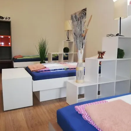 Enjoy Your With Dkn - Mon-sun - Late Night Check-in - Multilanguage - Near Railway Station - Witamy Serdecznie Leipzig