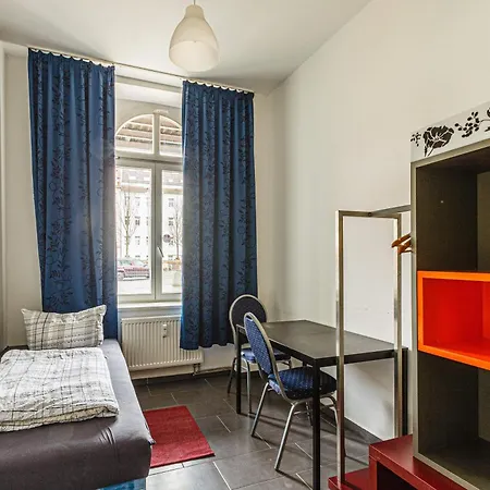 Enjoy Your With Dkn - Mon-sun - Late Night Check-in - Multilanguage - Near Railway Station - Witamy Serdecznie * Leipzig