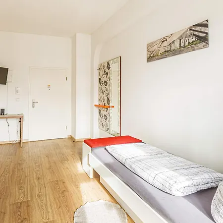 Enjoy Your With Dkn - Mon-sun - Late Night Check-in - Multilanguage - Near Railway Station - Witamy Serdecznie Lejlighed Leipzig